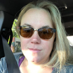 Meet your Posher, Jennifer